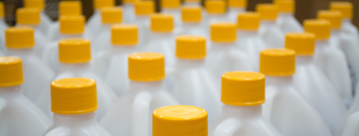 MSH_3372 Bottled Laboratory Chemical, Sulfuric Acid